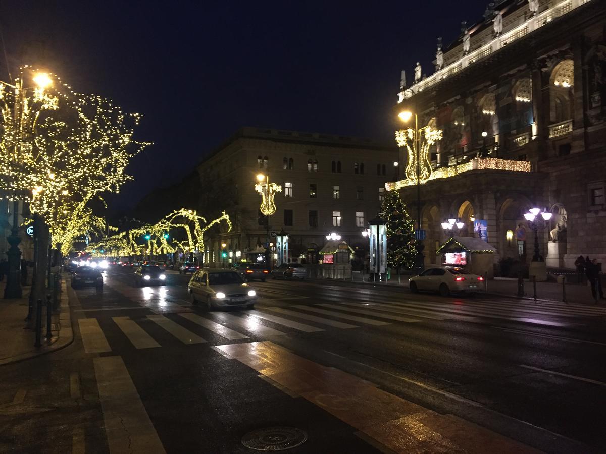 Opera Guesthouse Budapest Luaran gambar