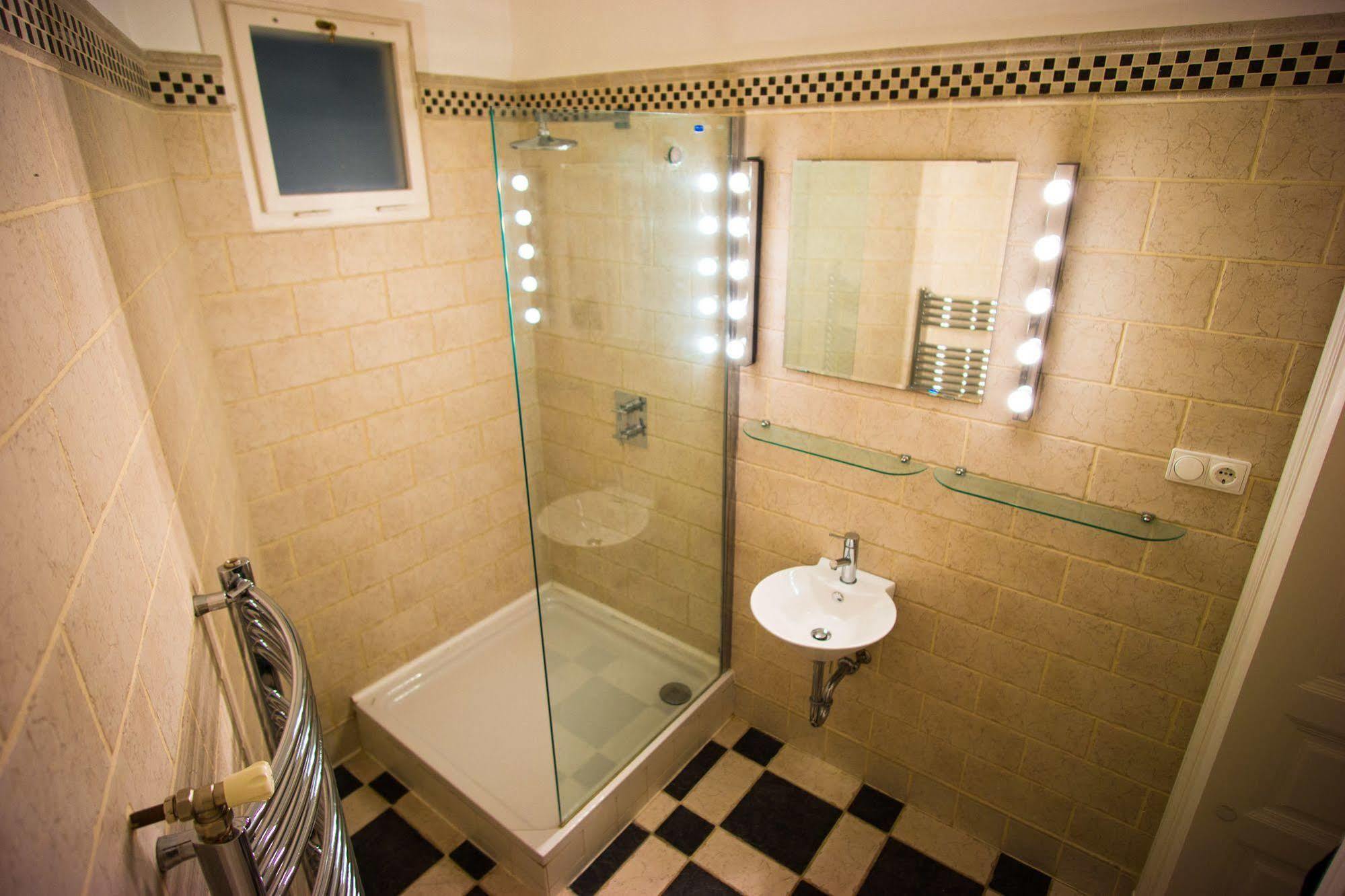 Opera Guesthouse Budapest Luaran gambar