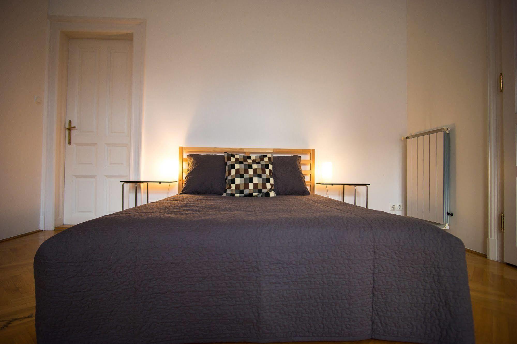 Opera Guesthouse Budapest Luaran gambar