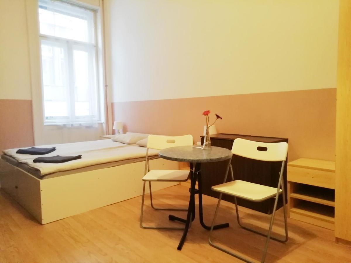 Opera Guesthouse Budapest Luaran gambar